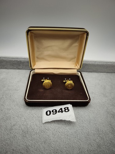 Dunhill gold tone round - gold,