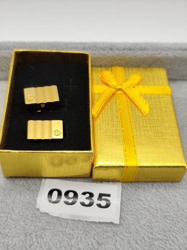 Dunhill gold tone men - dunhill,